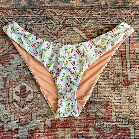 J. Crew Other - J. Crew Curved Waist Cheeky Bikini Bottom In Cloud Meadow Floral Size Medium NWT